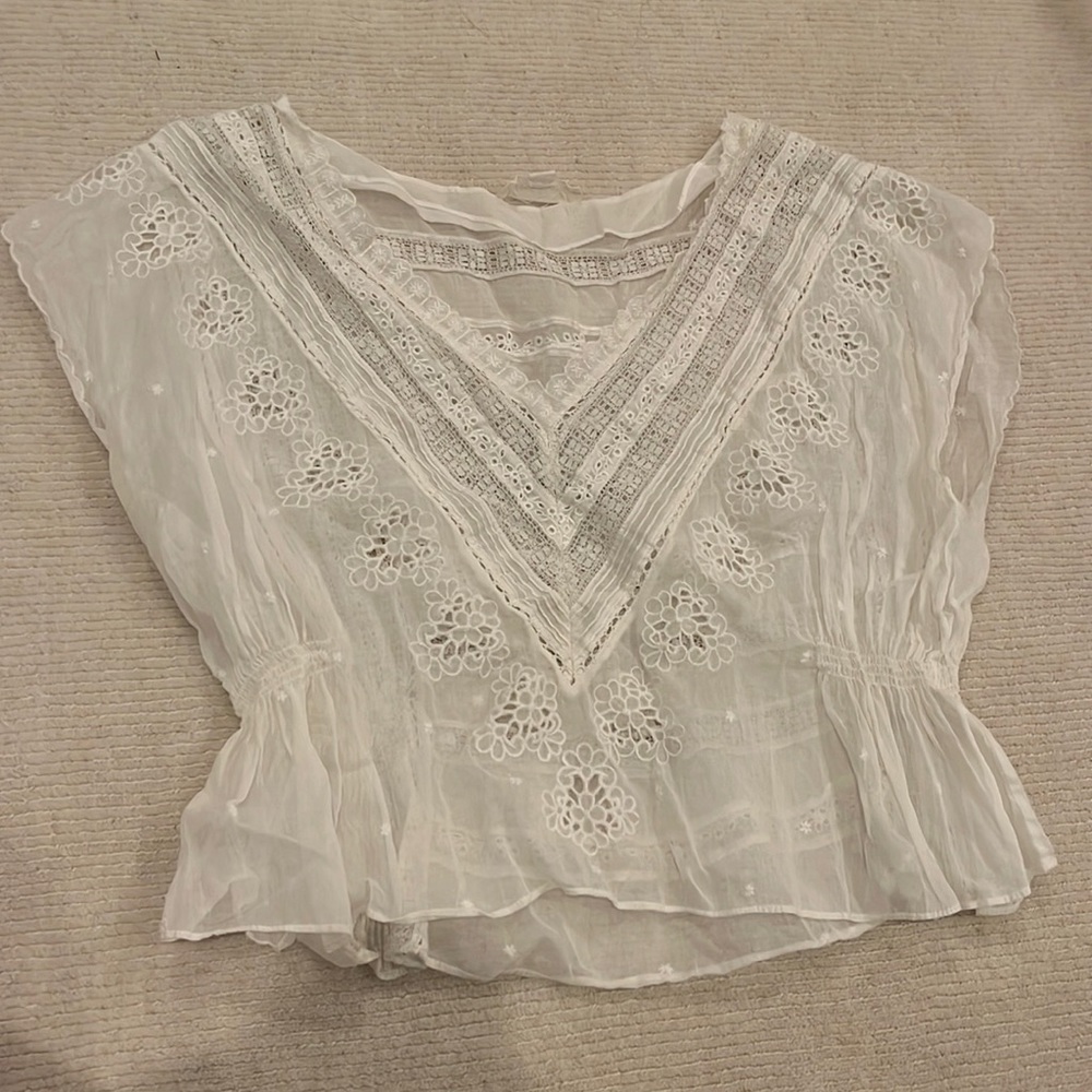 idyllic white top from “forever that girl”🤍